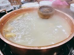-朴小妹人参鸡汤火锅(长白山万达店)