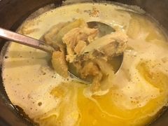 -鲜入围煮花胶鸡海鲜火锅