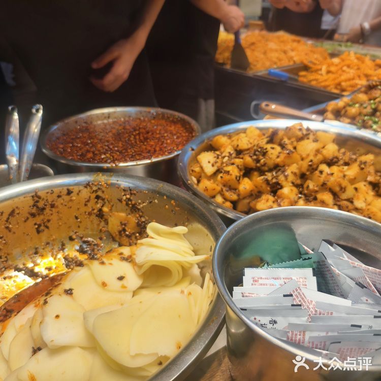 今日打卡小吃街王牌 丁家坡洋芋