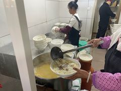 -文山荷鲜居(翠湖店)