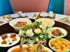 -闫府私房菜·百年鲁菜(恒隆店)