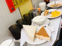 蛋白炖鲜牛奶-澳洲牛奶公司(佐敦店)