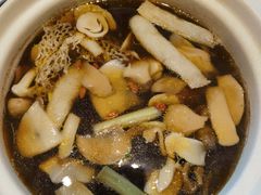 -天宜隆蘑菇宴火锅(石景山旗舰店)