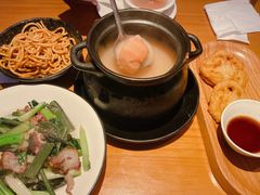 -莲餐厅·湖北菜·潜江小龙虾店(愚园路店)