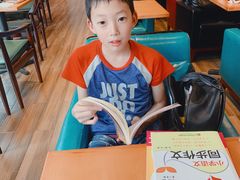 -西西弗书店&矢量咖啡(凯德晶萃广场店)