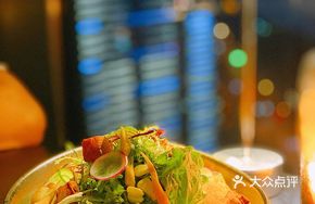 Mango Shrimp Scallop Fig Coconut Salad