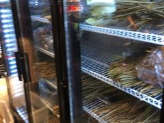 -钢管厂五区小郡肝串串香(奥克斯广场锦城万达店)