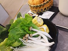 -品也·鲍鱼鸡火锅(皇庭广场店)