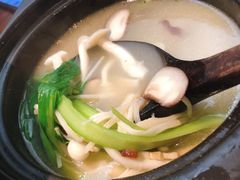 泉水菌菇汤-渔沧米缸·绍兴美食(万达店)