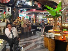 -四海一家自助餐(益田假日广场店)