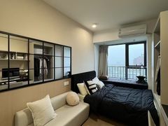 -东方体育中心(地铁站)