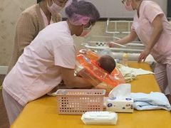 -福田家月子中心 产后 月嫂(市立母子医院店)