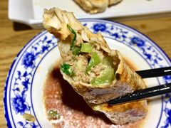 猪肉香菜尖椒-铸钟褡裢火烧(西三环紫竹桥店)