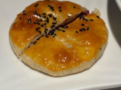 云南重瓣鲜花饼-云腾食府·云南菜