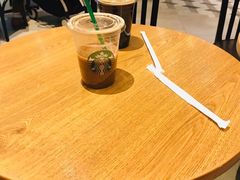 -星巴克(郑州曼哈顿广场店)