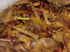 爆辣干锅鸭头-安诚居干锅鸭头(八角店)