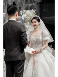 -LOVINA洛维娜婚纱礼服