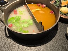 -三出山火锅(南京万象天地店)