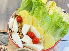 -热火朝天鲜切牛肉火锅(南强街巷店)