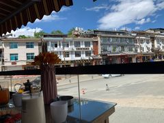 景观位-隔壁老王·家常云南菜(花巷店)