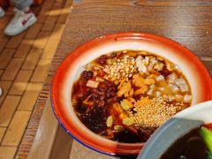 冰粉-爆炸头阿姨小四川正宗川味小吃(无任何分店)