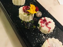 -韵秋荷(宝山龙湖天街店)