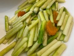 -鸿星花园酒家(银亿家园店)