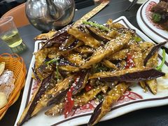 -郑小二山东特色炒鸡店(红小巷店)