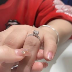 -珂兰钻石(美美2购物中心店)