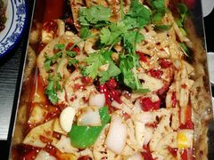 香辣烤鱼-渝蛙馆(新百店)