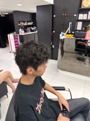 -乾健·烫染·接发SALON