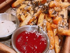 -Bistro Les Lilas丁香花小酒馆