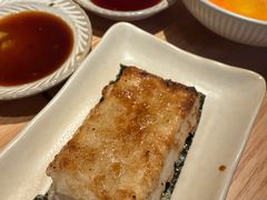 -瑞虹新天地月亮湾