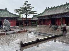-开封府