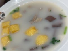 -大脸鸭记鸭血粉丝·小锅米线(水游城店)