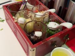-小龙翻大江·小龙坎臻选店(太古里店)