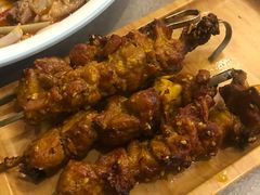 -乡村馕坑肉·烧烤·新疆菜·本地人更爱吃(阿勒泰首店)