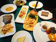 -BIGHOUSE·大房子电影主题融合餐厅(盐河巷店)