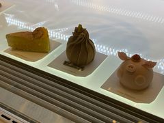 -Fridi Patisserie Cafe