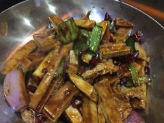 -OLD TREE老树咖啡·西餐厅(台山人工湖店)