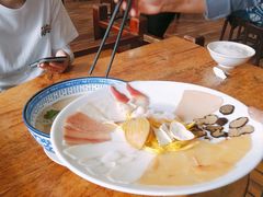 -桥香园过桥米线(国贸店)