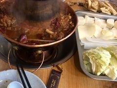 -超越炭火牛蛙火锅鸡(河东店)