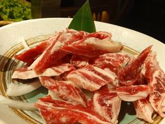 黑牛牛肋条-明洞阿姨·韩式酱蟹烤肉·创意料理(三元桥店)