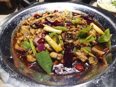 香辣牛蛙-休记光头香辣蟹干锅店(衣冠庙店)