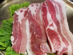 雪花牛小排-围炉肉舍•炭烤活鳗•丹东海鲜烤肉(步行街店)