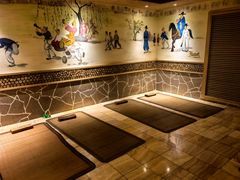 -碧中海汤泉汗蒸酒店