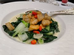 酥脆鱼汤浸菜苗-誉珑轩