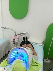 -苗医生0感科技祛痘