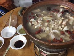 -威邵鸡煲(西华路总店)