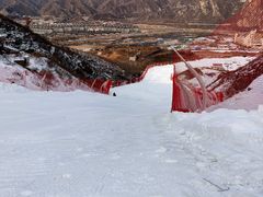 -荣盛康旅野三坡滑雪场